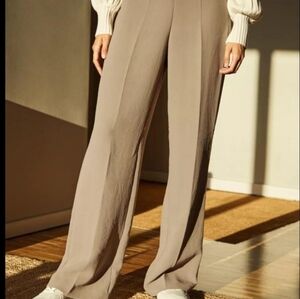 Aritzia Trousers 2 NWT